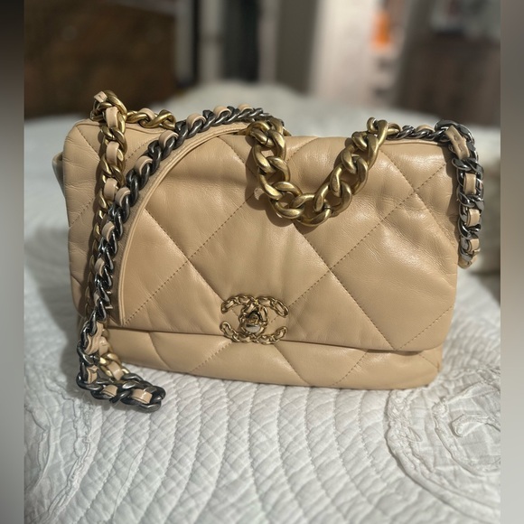 CHANEL Handbags - Chanel 19 Large Beige